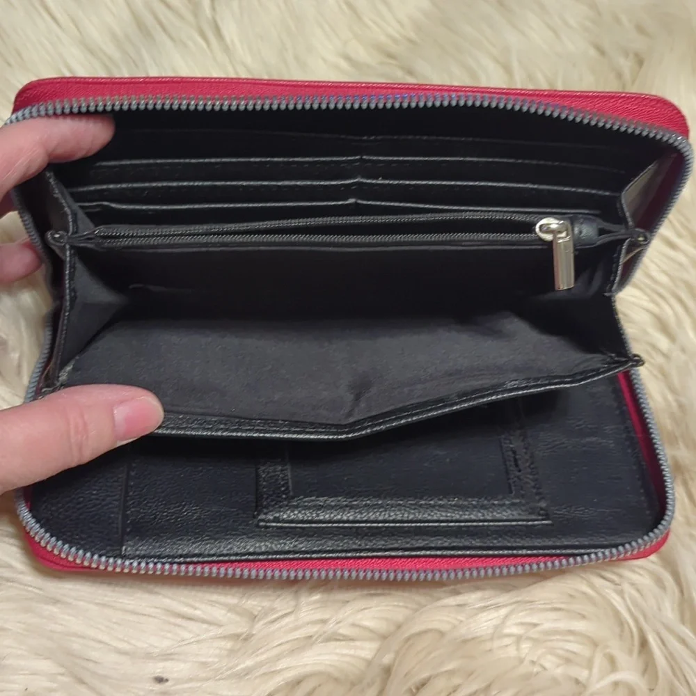 Betsey Johnson Wallet - Picture 7 of 7